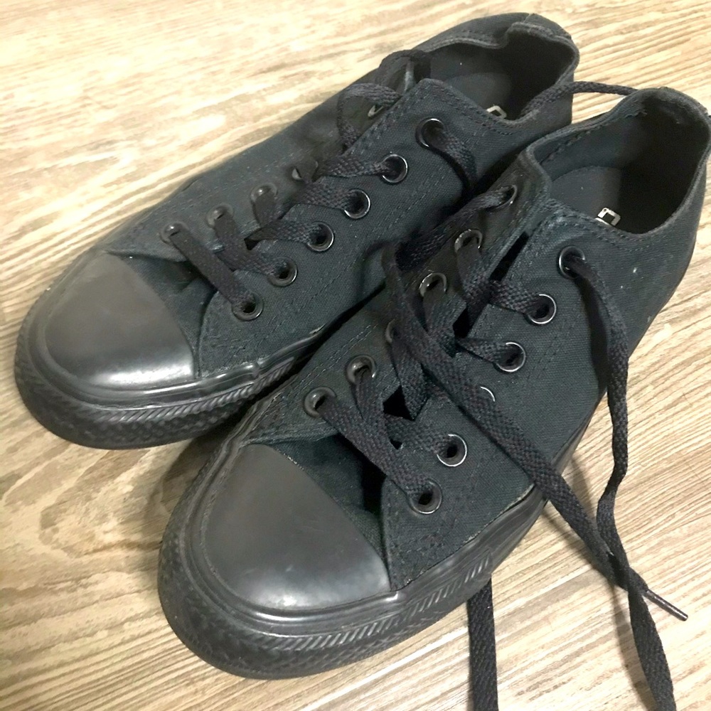 Black converse 😎